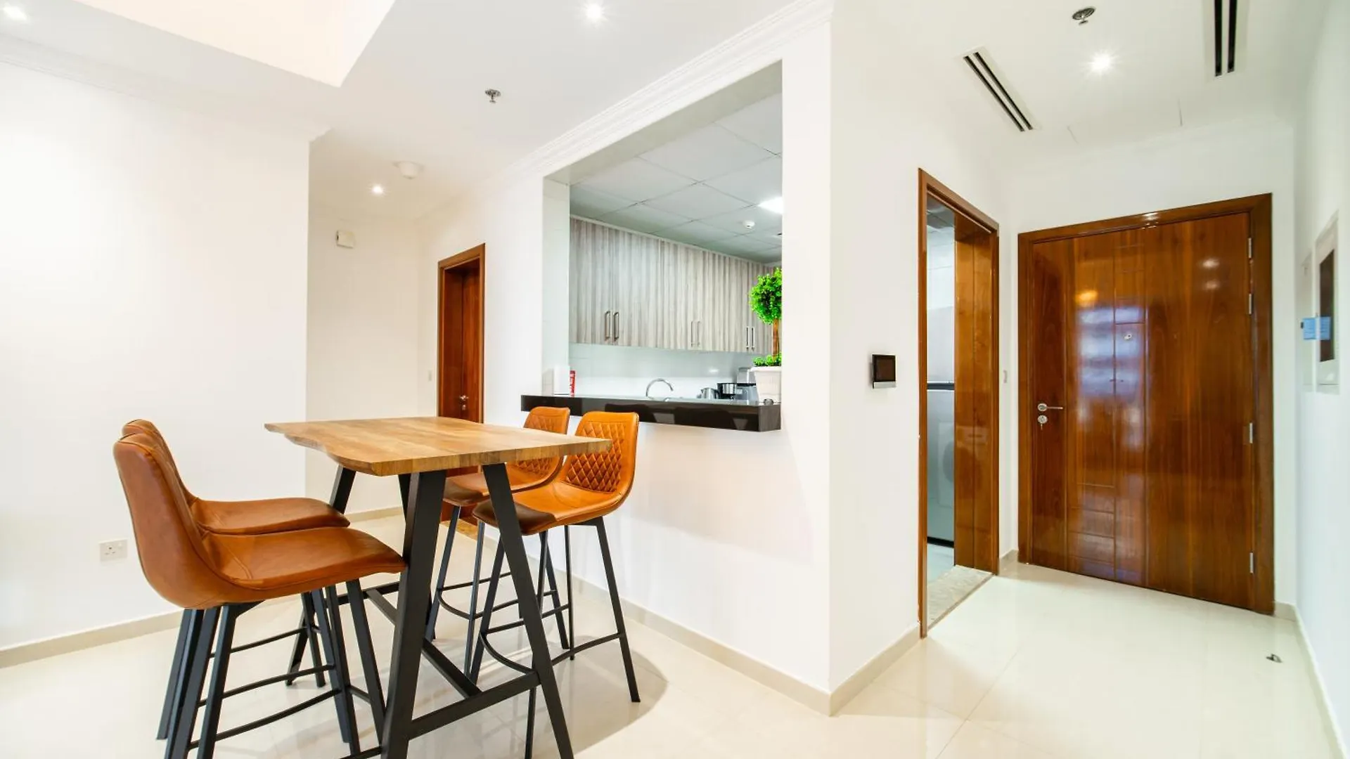 Apartment Elegant Escapes - Homely 1B In Dunya Tower Dubai United Arab Emirates