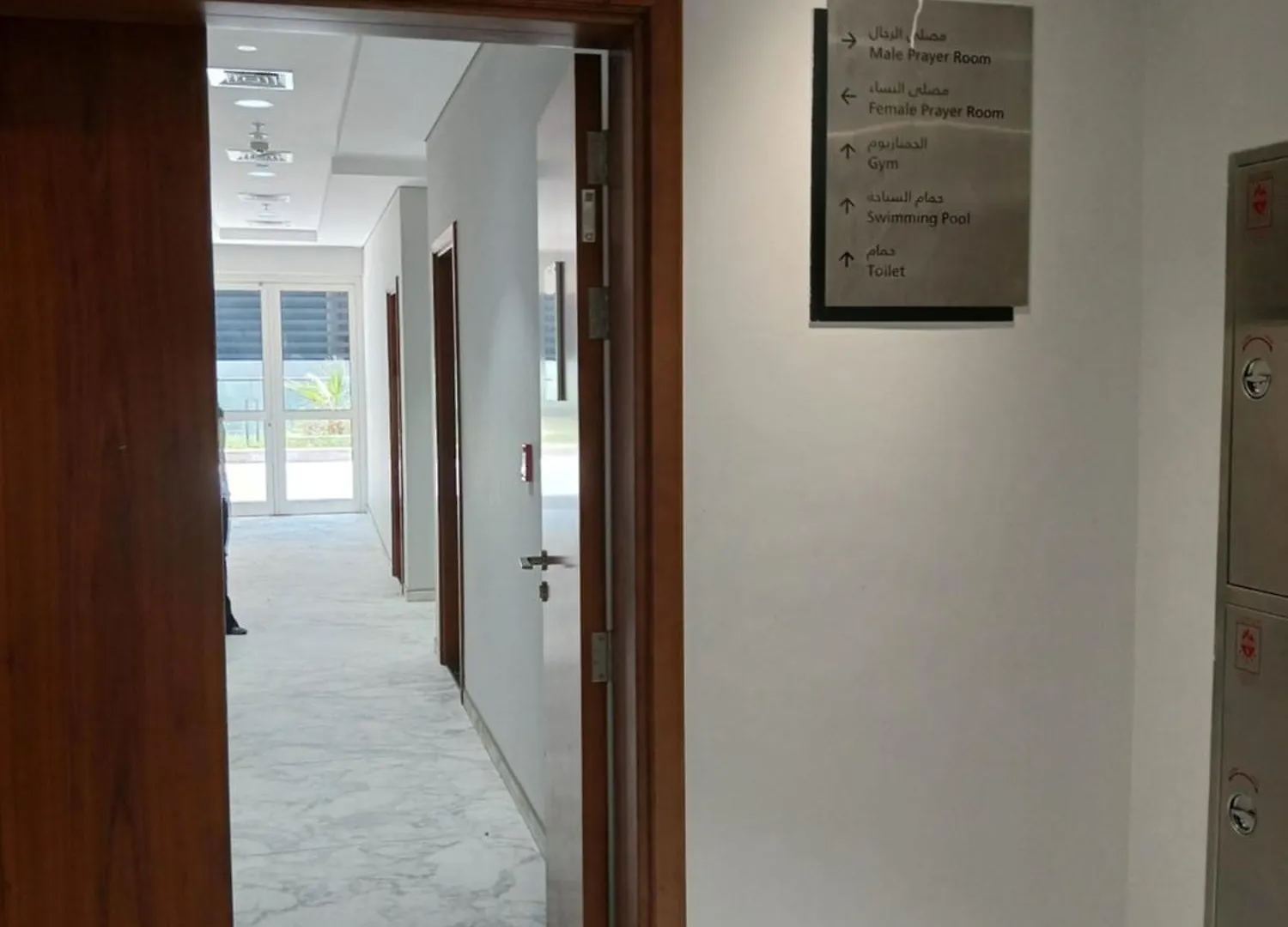 Apartment Elegant Escapes - Homely 1B In Dunya Tower Dubai